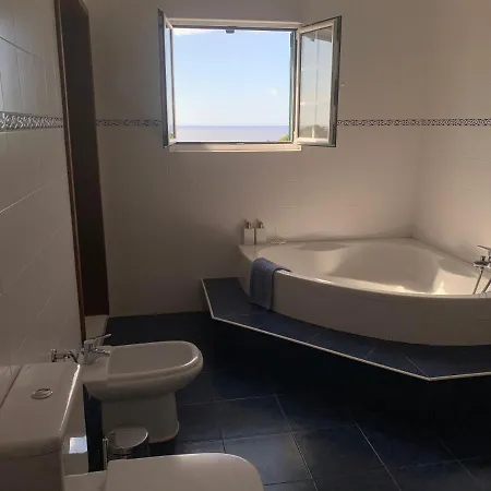 بيت للعطل Beach & Nature Nest